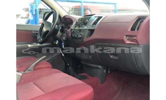 Buy Import Toyota Hilux White Car in Import - Dubai in Abhasia Buy Import Toyota Hilux White Car in Import - Dubai in Abhasia