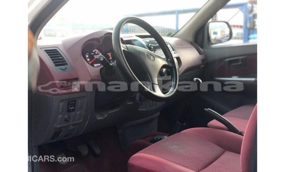 Buy Import Toyota Hilux White Car in Import - Dubai in Abhasia Buy Import Toyota Hilux White Car in Import - Dubai in Abhasia