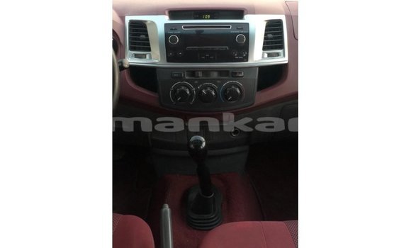 Buy Import Toyota Hilux White Car in Import - Dubai in Abhasia Buy Import Toyota Hilux White Car in Import - Dubai in Abhasia