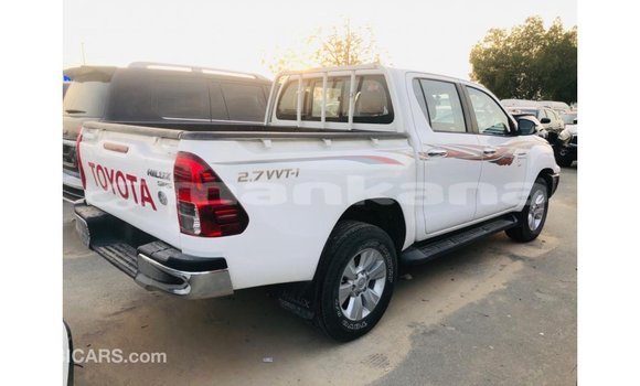 Buy Import Toyota Hilux White Car in Import - Dubai in Abhasia Buy Import Toyota Hilux White Car in Import - Dubai in Abhasia