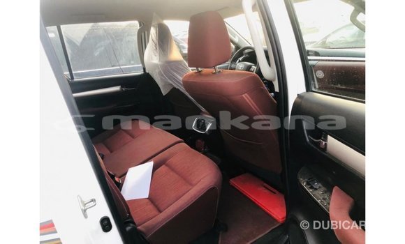 Buy Import Toyota Hilux White Car in Import - Dubai in Abhasia Buy Import Toyota Hilux White Car in Import - Dubai in Abhasia