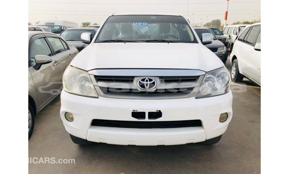 Buy Import Toyota Fortuner White Car in Import - Dubai in Abhasia Buy Import Toyota Fortuner White Car in Import - Dubai in Abhasia