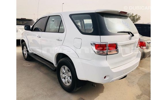 Buy Import Toyota Fortuner White Car in Import - Dubai in Abhasia Buy Import Toyota Fortuner White Car in Import - Dubai in Abhasia
