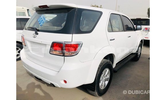 Buy Import Toyota Fortuner White Car in Import - Dubai in Abhasia Buy Import Toyota Fortuner White Car in Import - Dubai in Abhasia