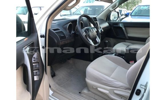 Buy Import Toyota Prado White Car in Import - Dubai in Abhasia Buy Import Toyota Prado White Car in Import - Dubai in Abhasia