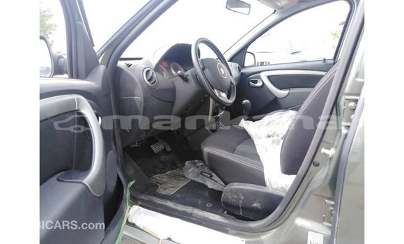 Buy Import Renault Duster Green Car in Import - Dubai in Abhasia Buy Import Renault Duster Green Car in Import - Dubai in Abhasia
