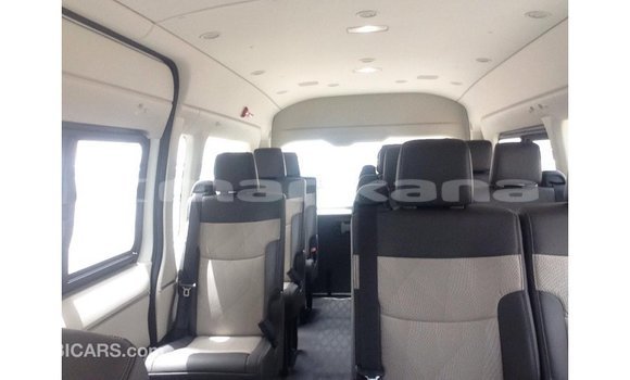 Buy Import Toyota Hiace White Car in Import - Dubai in Abhasia Buy Import Toyota Hiace White Car in Import - Dubai in Abhasia