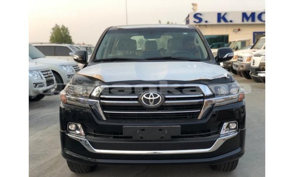 Buy Import Toyota Land Cruiser Black Car in Import - Dubai in Abhasia Buy Import Toyota Land Cruiser Black Car in Import - Dubai in Abhasia