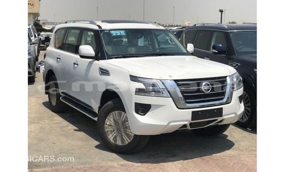 Buy Import Nissan Patrol White Car in Import - Dubai in Abhasia Buy Import Nissan Patrol White Car in Import - Dubai in Abhasia