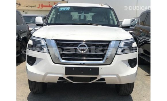 Buy Import Nissan Patrol White Car in Import - Dubai in Abhasia Buy Import Nissan Patrol White Car in Import - Dubai in Abhasia