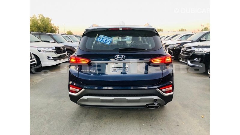 Big with watermark hyundai santa fe abhasia import dubai 3888