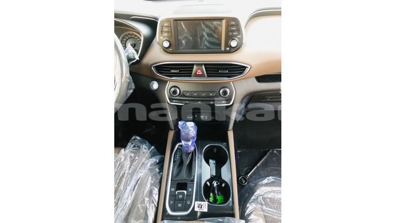 Big with watermark hyundai santa fe abhasia import dubai 3888