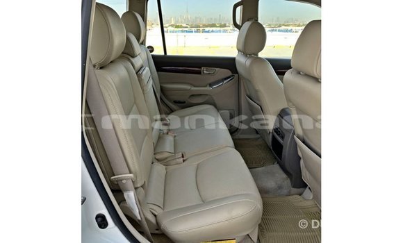 Buy Import Toyota Prado White Car in Import - Dubai in Abhasia Buy Import Toyota Prado White Car in Import - Dubai in Abhasia