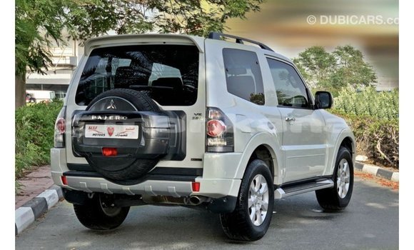 Buy Import Mitsubishi Pajero White Car in Import - Dubai in Abhasia Buy Import Mitsubishi Pajero White Car in Import - Dubai in Abhasia