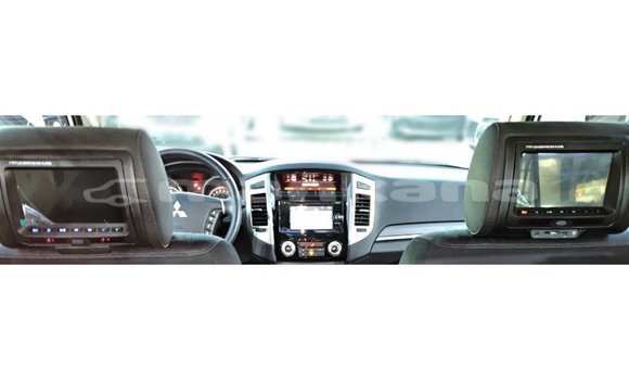 Buy Import Mitsubishi Pajero White Car in Import - Dubai in Abhasia Buy Import Mitsubishi Pajero White Car in Import - Dubai in Abhasia