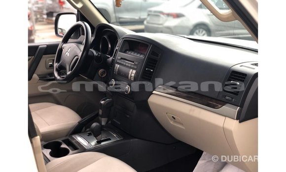 Buy Import Mitsubishi Pajero White Car in Import - Dubai in Abhasia Buy Import Mitsubishi Pajero White Car in Import - Dubai in Abhasia