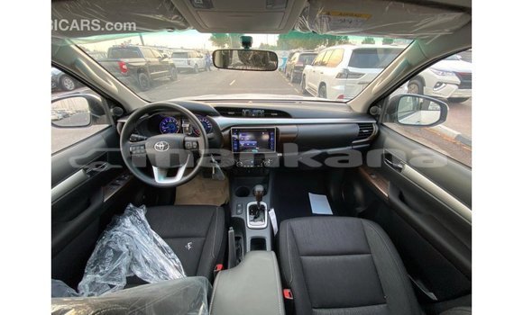 Buy Import Toyota Hilux White Car in Import - Dubai in Abhasia Buy Import Toyota Hilux White Car in Import - Dubai in Abhasia