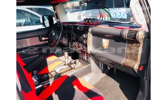 Buy Import Toyota FJ Cruiser Black Car in Import - Dubai in Abhasia Buy Import Toyota FJ Cruiser Black Car in Import - Dubai in Abhasia