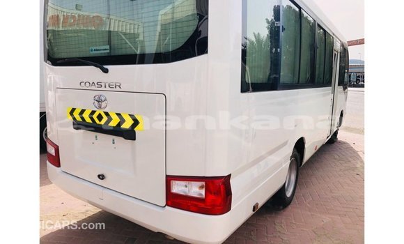 Buy Import Toyota Coaster White Car in Import - Dubai in Abhasia Buy Import Toyota Coaster White Car in Import - Dubai in Abhasia