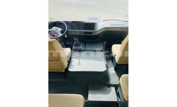Buy Import Toyota Coaster White Car in Import - Dubai in Abhasia Buy Import Toyota Coaster White Car in Import - Dubai in Abhasia