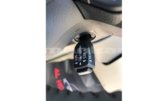 Buy Import Toyota Land Cruiser White Car in Import - Dubai in Abhasia Buy Import Toyota Land Cruiser White Car in Import - Dubai in Abhasia