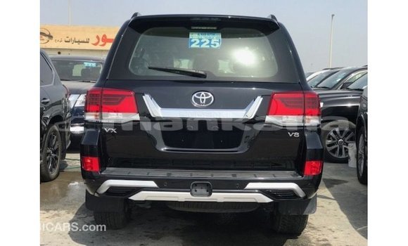Buy Import Toyota Land Cruiser Black Car in Import - Dubai in Abhasia Buy Import Toyota Land Cruiser Black Car in Import - Dubai in Abhasia