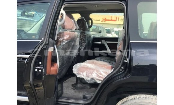 Buy Import Toyota Land Cruiser Black Car in Import - Dubai in Abhasia Buy Import Toyota Land Cruiser Black Car in Import - Dubai in Abhasia