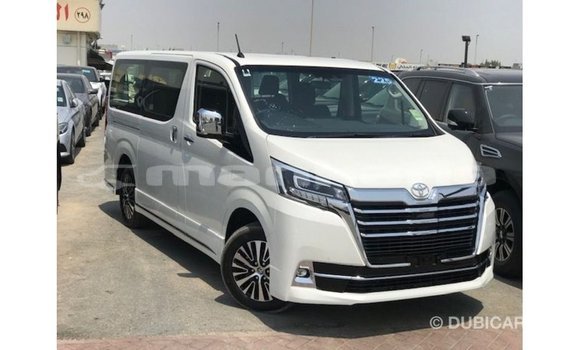 Buy Import Toyota Granvia White Car in Import - Dubai in Abhasia Buy Import Toyota Granvia White Car in Import - Dubai in Abhasia