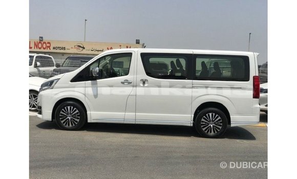 Buy Import Toyota Granvia White Car in Import - Dubai in Abhasia Buy Import Toyota Granvia White Car in Import - Dubai in Abhasia