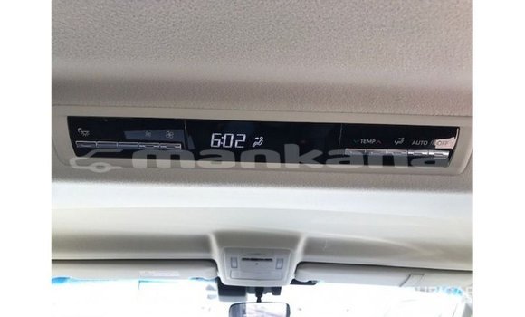 Buy Import Toyota Granvia White Car in Import - Dubai in Abhasia Buy Import Toyota Granvia White Car in Import - Dubai in Abhasia