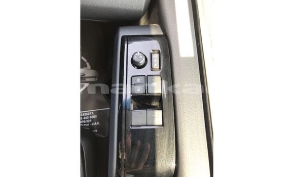 Buy Import Toyota Granvia White Car in Import - Dubai in Abhasia Buy Import Toyota Granvia White Car in Import - Dubai in Abhasia