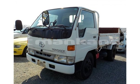 Buy Import Toyota Dyna White Truck in Import - Dubai in Abhasia Buy Import Toyota Dyna White Truck in Import - Dubai in Abhasia
