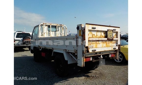 Buy Import Toyota Dyna White Truck in Import - Dubai in Abhasia Buy Import Toyota Dyna White Truck in Import - Dubai in Abhasia