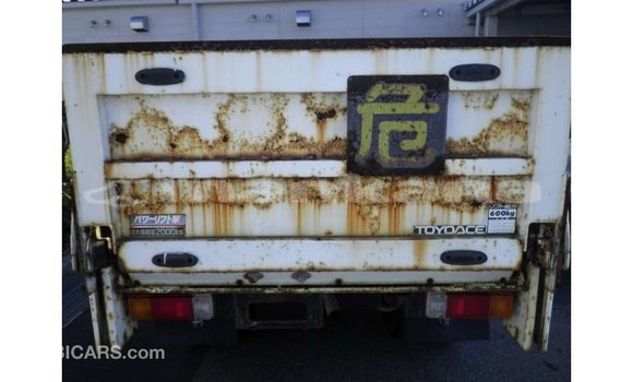 Buy Import Toyota Dyna White Truck in Import - Dubai in Abhasia Buy Import Toyota Dyna White Truck in Import - Dubai in Abhasia