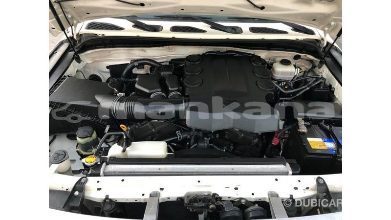 Big with watermark toyota fj cruiser abhasia import dubai 4000