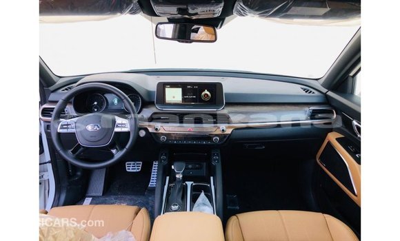 Buy Import Kia Carens White Car in Import - Dubai in Abhasia Buy Import Kia Carens White Car in Import - Dubai in Abhasia