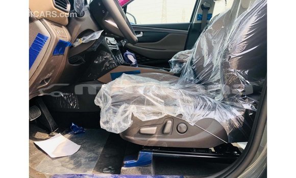 Buy Import Hyundai Santa Fe Green Car in Import - Dubai in Abhasia Buy Import Hyundai Santa Fe Green Car in Import - Dubai in Abhasia