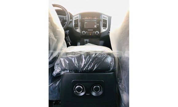 Buy Import Mitsubishi Pajero Black Car in Import - Dubai in Abhasia Buy Import Mitsubishi Pajero Black Car in Import - Dubai in Abhasia