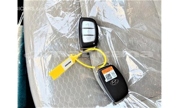 Buy Import Hyundai Elantra White Car in Import - Dubai in Abhasia Buy Import Hyundai Elantra White Car in Import - Dubai in Abhasia