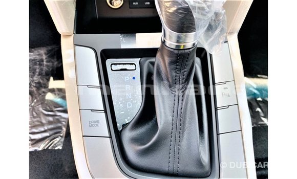 Buy Import Hyundai Elantra White Car in Import - Dubai in Abhasia Buy Import Hyundai Elantra White Car in Import - Dubai in Abhasia