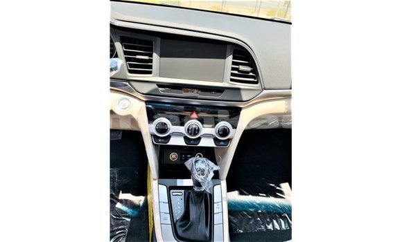 Buy Import Hyundai Elantra White Car in Import - Dubai in Abhasia Buy Import Hyundai Elantra White Car in Import - Dubai in Abhasia