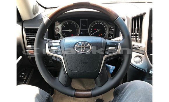 Buy Import Toyota Land Cruiser Black Car in Import - Dubai in Abhasia Buy Import Toyota Land Cruiser Black Car in Import - Dubai in Abhasia