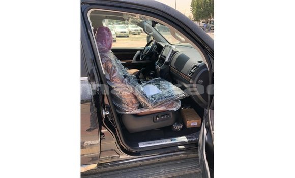 Buy Import Toyota Land Cruiser Black Car in Import - Dubai in Abhasia Buy Import Toyota Land Cruiser Black Car in Import - Dubai in Abhasia