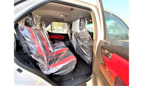 Buy Import Toyota Fortuner White Car in Import - Dubai in Abhasia Buy Import Toyota Fortuner White Car in Import - Dubai in Abhasia