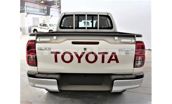 Buy Import Toyota Hilux White Car in Import - Dubai in Abhasia Buy Import Toyota Hilux White Car in Import - Dubai in Abhasia