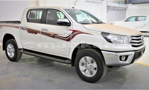 Buy Import Toyota Hilux White Car in Import - Dubai in Abhasia Buy Import Toyota Hilux White Car in Import - Dubai in Abhasia
