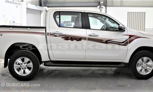Buy Import Toyota Hilux White Car in Import - Dubai in Abhasia Buy Import Toyota Hilux White Car in Import - Dubai in Abhasia