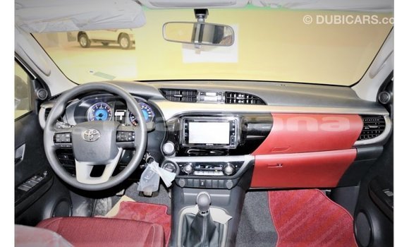 Buy Import Toyota Hilux White Car in Import - Dubai in Abhasia Buy Import Toyota Hilux White Car in Import - Dubai in Abhasia