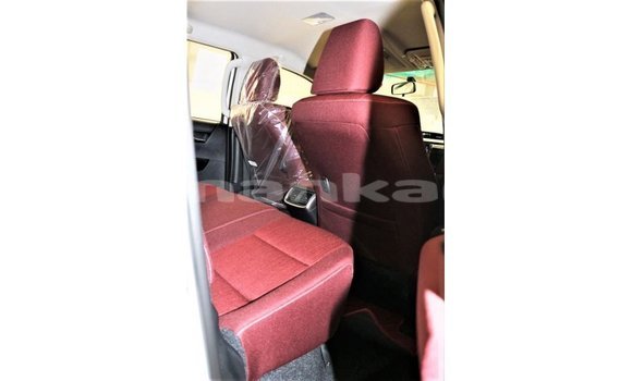 Buy Import Toyota Hilux White Car in Import - Dubai in Abhasia Buy Import Toyota Hilux White Car in Import - Dubai in Abhasia
