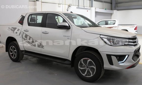 Buy Import Toyota Hilux White Car in Import - Dubai in Abhasia Buy Import Toyota Hilux White Car in Import - Dubai in Abhasia